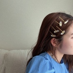 クリスタル　ヘアピン　ヘアアクセサリー　水晶　ウェディング　ブライダル　花嫁　ヘアピン　キラキラ