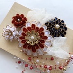 marin様専用ご依頼品❁つまみ細工髪飾り❁ 金縁牡丹と金縁ミニ牡丹♡白のオーガンジーチュール