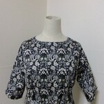 リバティ≪マウンテン・プリムローズ≫袖口リボン風ワンピース 　M～Lサイズ