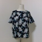 リバティ≪アーカイブライラック≫タックスリーブブラウス（半袖）M～Lサイズ
