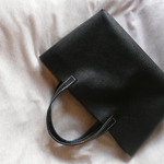 牛革  横長トートバッグ　ブラック　