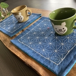 デニム生地で刺し子♡ティーマット（麻の葉）二枚組