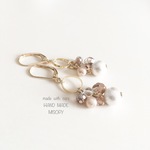 コットンパールとベージュピンクがかわいい春ピアス
