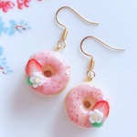 いちごトッピング付き✧ストロベリードーナツピアス/イヤリング♡