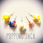『POPPING JACK』  タッセル パール イヤホンジャック