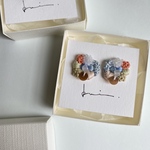 【Bouquet L × Lサイズ】ビーズ刺繍　ビーズピアス　刺繍　刺しゅう　フラワー 刺繍ピアス　刺繍イヤリング　アンティークビーズ　フランス ビーズ　スパンコール