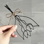 ちょこんとチューリップのスワッグ　ワイヤーアート