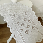 【送料無料】純白♡手刺繍のテーブルセンター