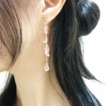 さくら　花びらのピアス（ロング）〈再販152〉