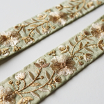 【1mカット済み】細身　シルク　インド刺繍リボン　【ピスタチオ】
