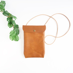 長財布とスマホが余裕で入るサコッシュ ショルダー斜め掛けタイプ 縦型 茶系 ① Phone Leather Pouch Bag 