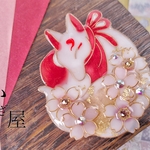 桜の白狐様ブローチ〜麗日〜（brooch of fox ＆ cherryblossom〜Spring Beautiful day〜 ）