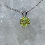 スフェーンのシンプルネックレス～1.04ct（イエロー系）
