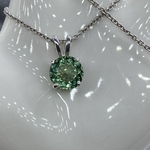 訳ありグリーンアパタイト(1.26ct )　シンプルネックレス