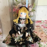 大幅値下げ薔薇のドレスを着たふわふわヘアの子