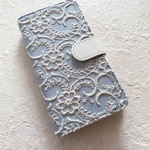 手帳型　ボタニカル刺繍　iPhoneケース
