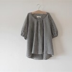 高島ちぢみのブラウス（ギンガムチェック）