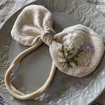 《再販》【受注製作】りぼん刺繍ヘアバンド＊ナチュラル＊【ゴムへ変更可能】
