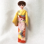 ジェニー・Momoko　着物　黄〜オレンジ・花柄②