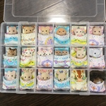 78【新柄】シルバニア　赤ちゃん　ベッド　布団　ケース　収納　小花レース柄