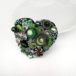 con Verde 2   Antique Silver Beads Reunion  ビーズ刺繍ブローチ