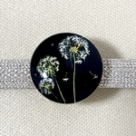 ガラス製 花 フラワー 円形 帯留め (たんぽぽ)