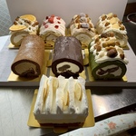 【送料無料！５月限定】ロールケーキコンビ＆フロマージュ