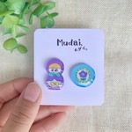 【選べる金具】花とまとりょん 紫と水色