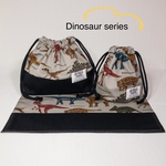恐竜🦖ランチセット//お弁当巾着・コップ袋・ランチョンマット