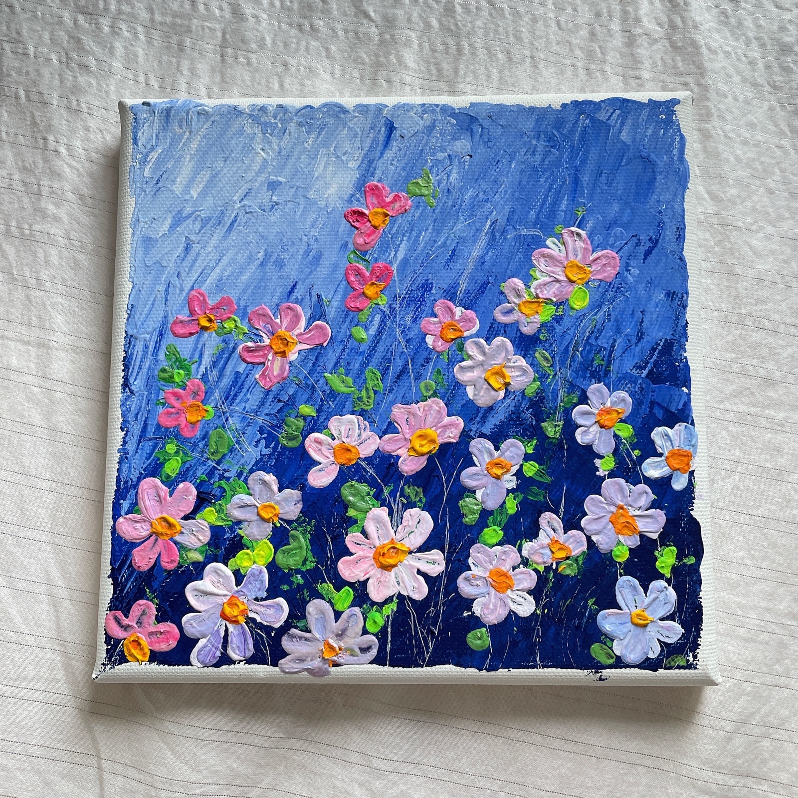 お花のアクリル画★送料込み 原画 【青に花を載せて】 アクリル絵 - shibe0607 | minne byGMO