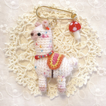 ちいさなアルパカさんブローチ🦙