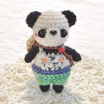 麦わら帽子のちいさなパンダちゃん🐼
