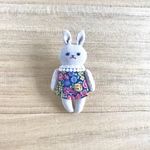 うさぎのブローチ