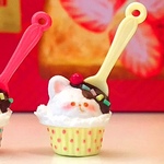 ③「ぱくぱくにゃんこサンデーカップケーキ」(イエロー)