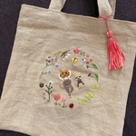 お花畑でお昼寝な刺繍トートバッグ♪