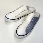 サンダル感覚で楽ちん♪バイカラーワンマイルスリッポン (オフホワイト x シルバー) 22.5cm〜24.5cm