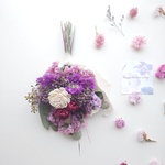 𖦞母の日ギフト𖦞  ヘリクリサムとスターチスのスワッグ 