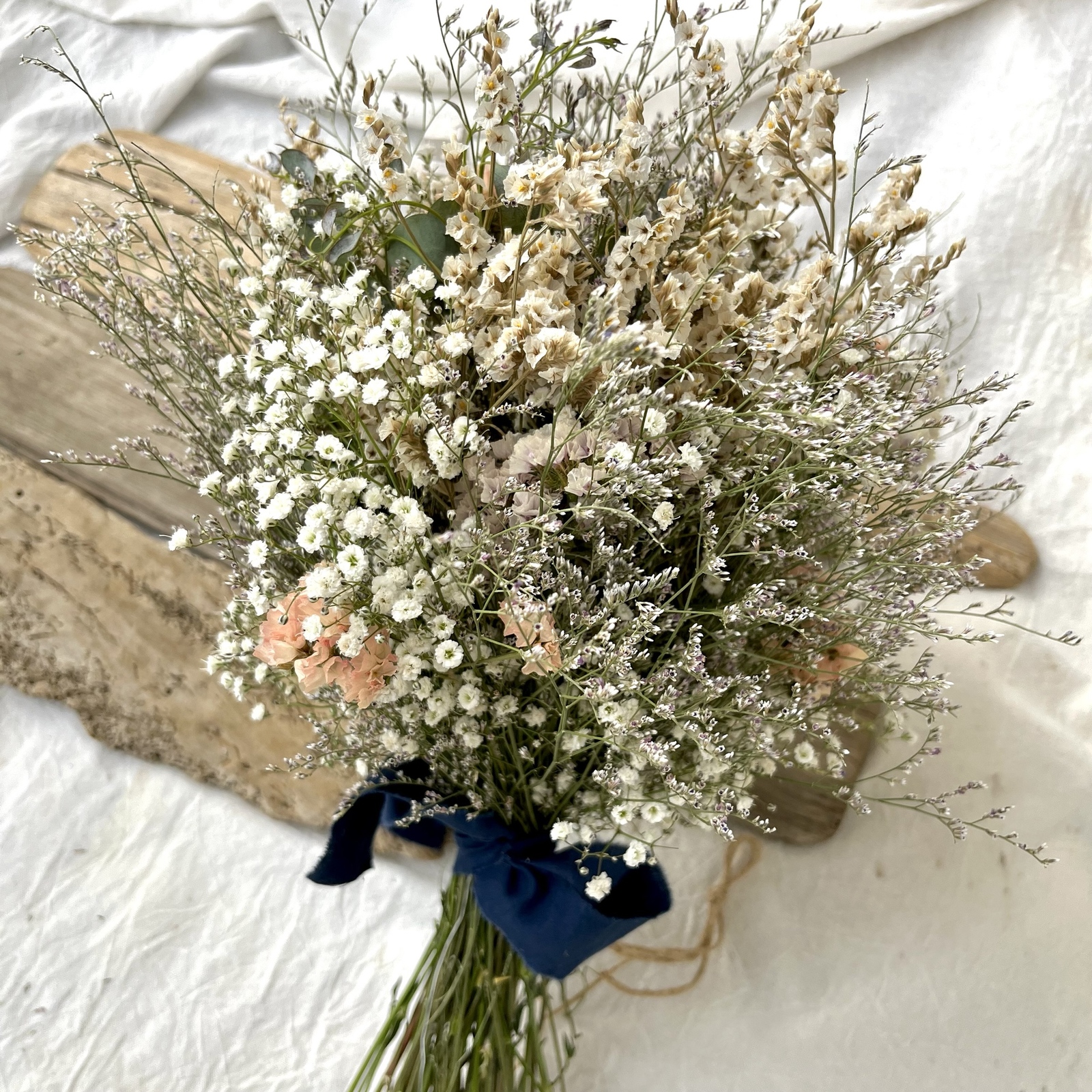 かすみ草フライングブーケ フライングリース - naturalflowers | minne