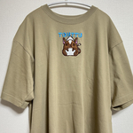 デグートントゥ刺繍Tシャツ(サンドカーキー)