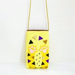 『トライアングルタイガー』の携帯ショルダーバッグ