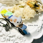キークリップ🔑三毛猫ちゃんと薔薇とビシュー(シルバー)  鍵が迷子にならない！ 送料無料