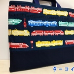 レッスンバッグ  電車　お稽古バック 絵本バック 手提げ袋  男の子　ネイビー　キルティング