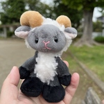 手のりヒツジのぬいぐるみ（クロ）