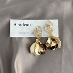 【SALE】淡色×花びら　ピアス / イヤリング