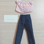 リカちゃん服　オフショルダーブラウス　デニムパンツ　セット　ピンクストライプ