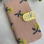 ミナペルホネン　skip＊iPhoneケース手帳型　yellow choucho貼り