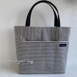 白黒ストライプのランチトートバッグ