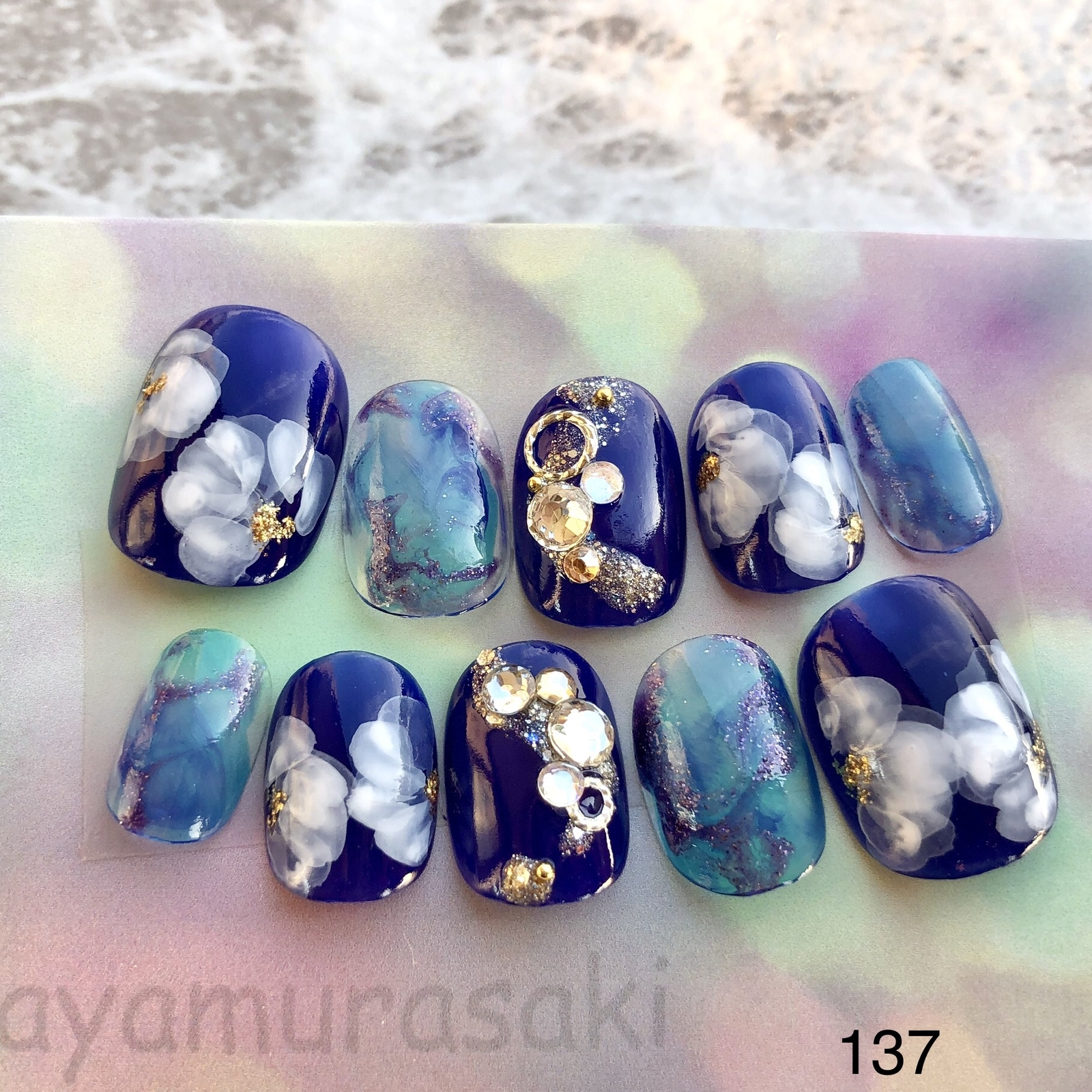 ネイルチップ 137 夏 ブルー 青 ネイビー 現品 卒業式 成人式