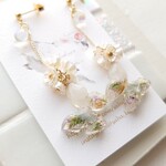 揺れるバタフライドライフラワーピアス/イヤリング  