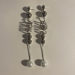 ぐるぐる　pearl×silver ピアス/イヤリング